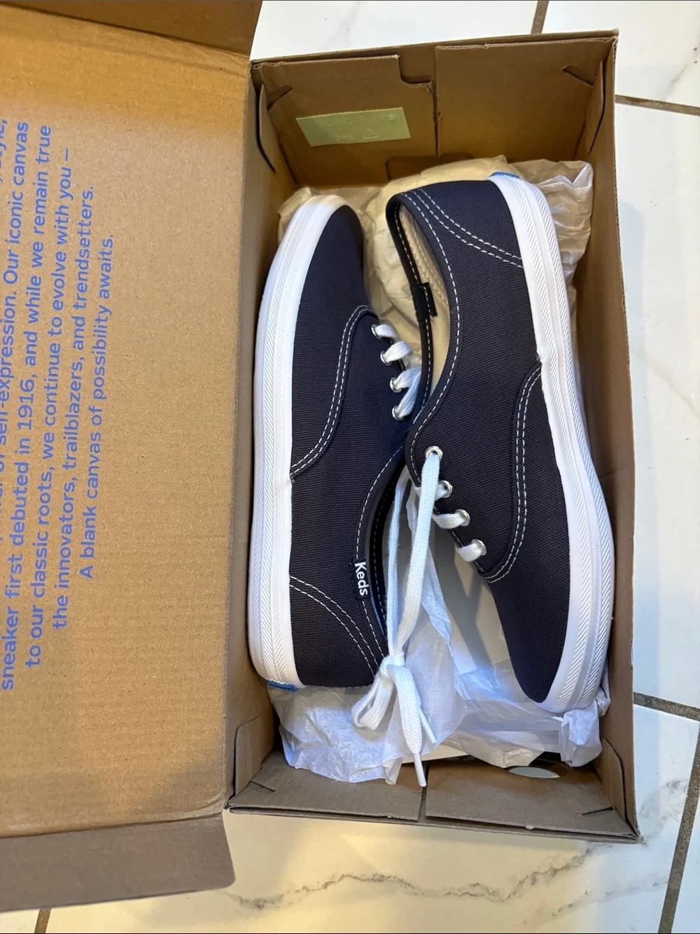 Women’s Keds Classic Champion Navy Canvas Lace-Up Sneakers - NIB size 5